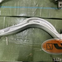 Рычаг передний кривой RH zeekr 001/009