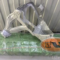 Кронштейн фары правый zeekr 001 рестайлинг 2024