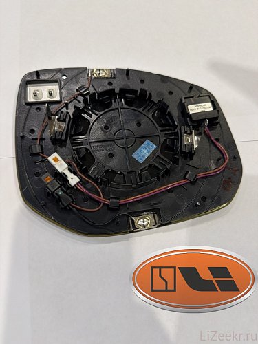 Зеркальный элемент правый zeekr 9X