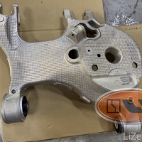 Задний нижний рычаг левый zeekr 9X