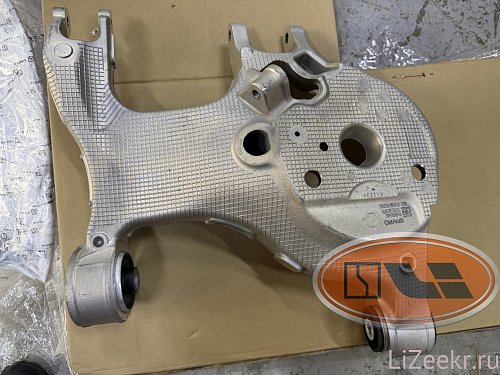 Задний нижний рычаг левый zeekr 9X
