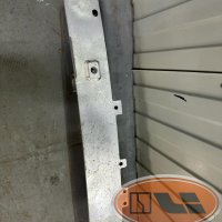 Усилитель переднего бампера zeekr 001
