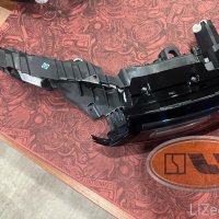 Передний левый указатель поворота LiXiang