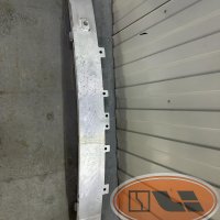 Усилитель переднего бампера zeekr 001