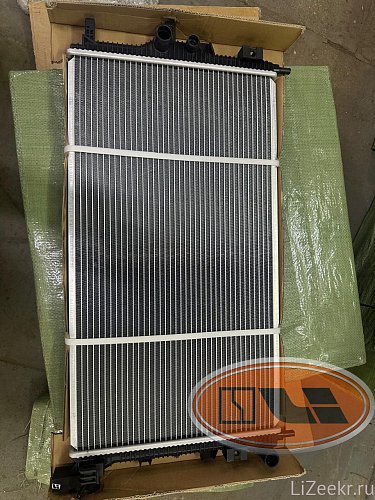 Радиатор охлаждения LiXiang L7/L8L9