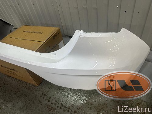 Верхняя часть заднего бампера на Zeekr 001