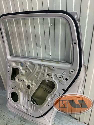Дверь задняя правая lixiang L6