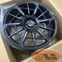 Диски R22 Zeekr 001