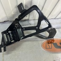 Кронштейн фары RH zeekr 001
