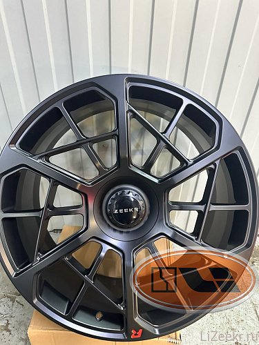 Диски R22 Zeekr 001
