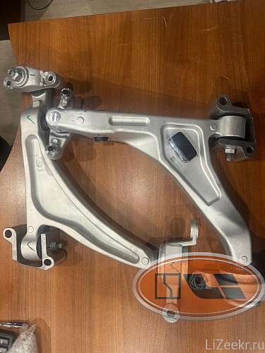 Рычаг передний правый нижний lixiang L6