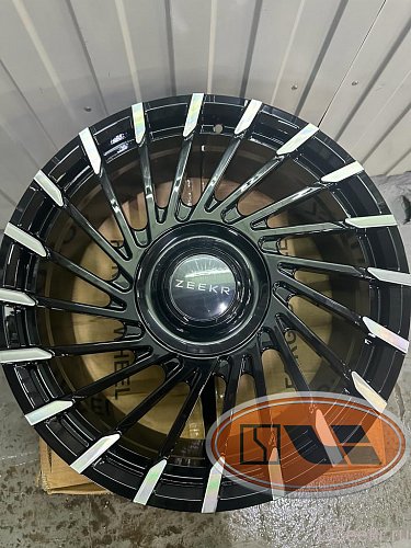 Диски R20 Zeekr 001 / 009